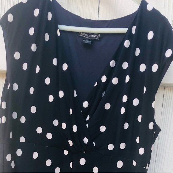 Jessica Howard Black and White Polka Dot Dress with Green Floral Hem Size 14W - Picture 5 of 8